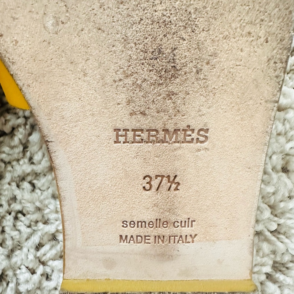 Hermes Oran Yellow Slide flip Sandals - Picture 9 of 12